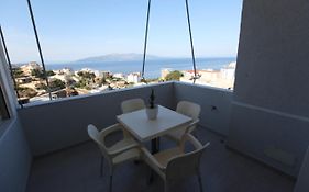 Mane Apartments
