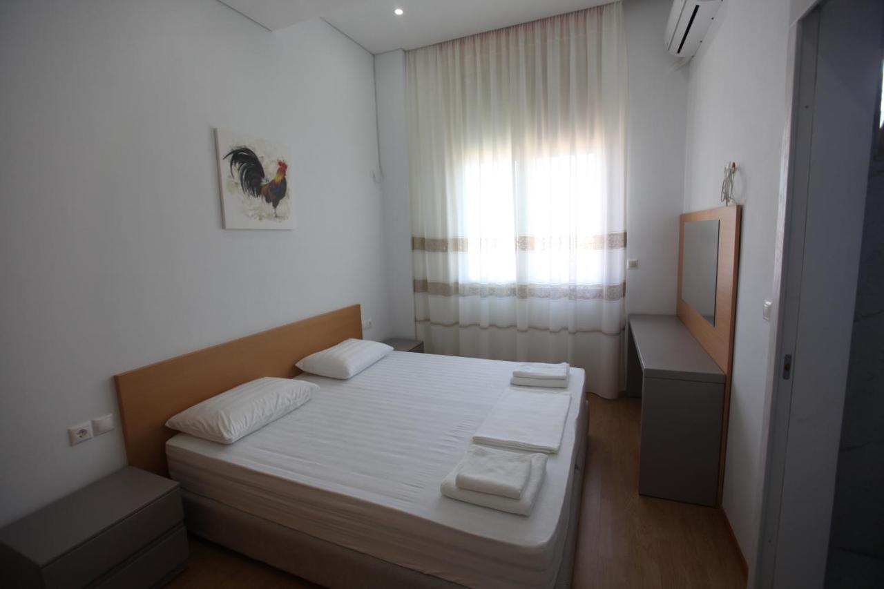Mane Apartments Sarandë Buitenkant foto