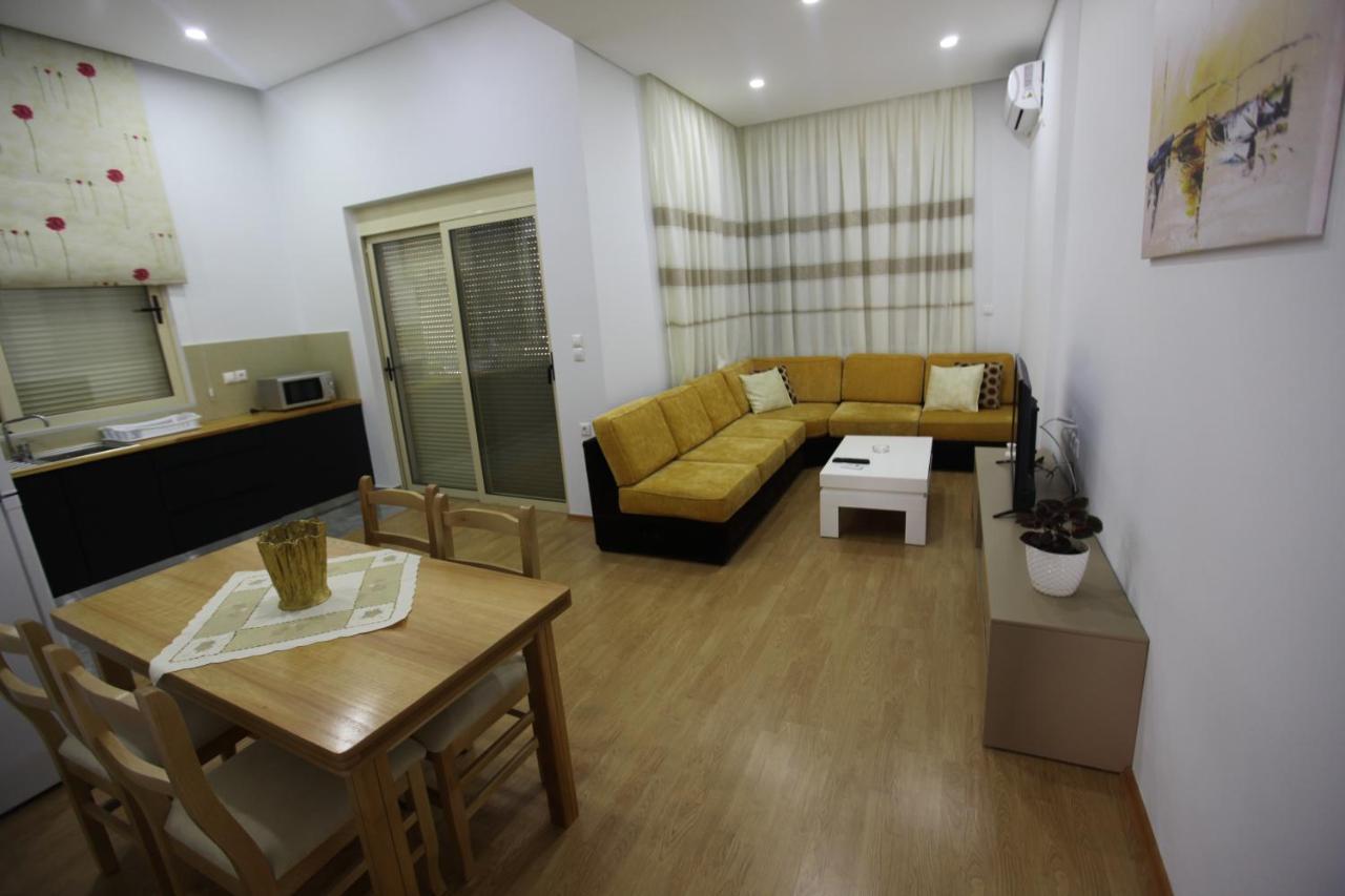 Mane Apartments Sarandë Buitenkant foto