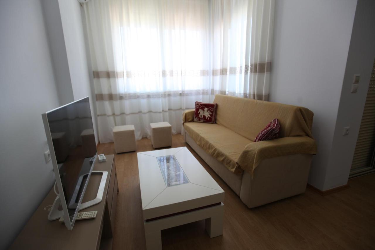 Mane Apartments Sarandë Buitenkant foto