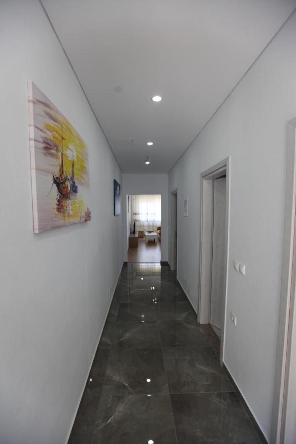 Mane Apartments Sarandë Buitenkant foto