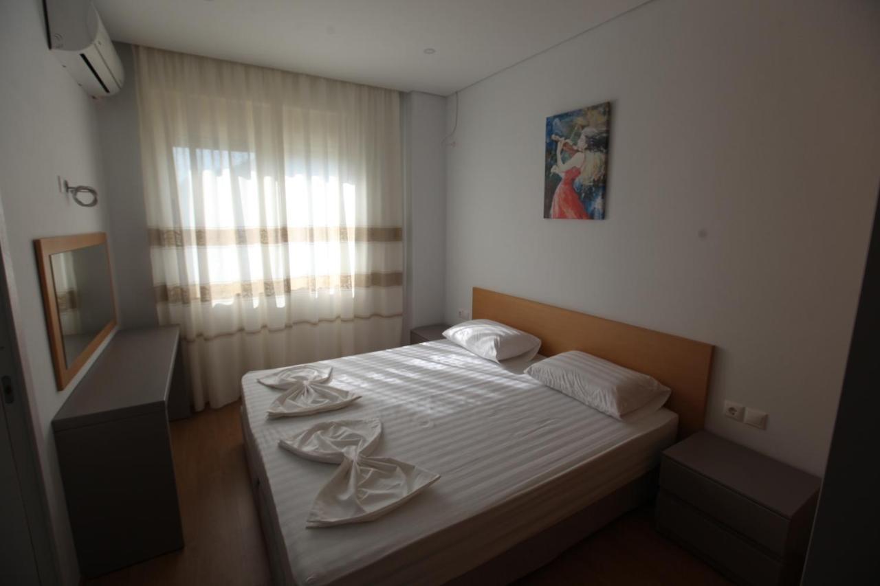 Mane Apartments Sarandë Buitenkant foto