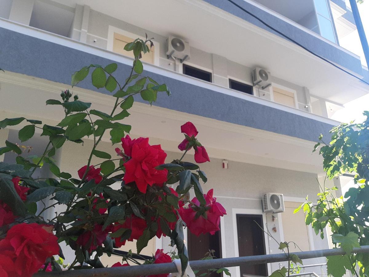 Mane Apartments Sarandë Buitenkant foto