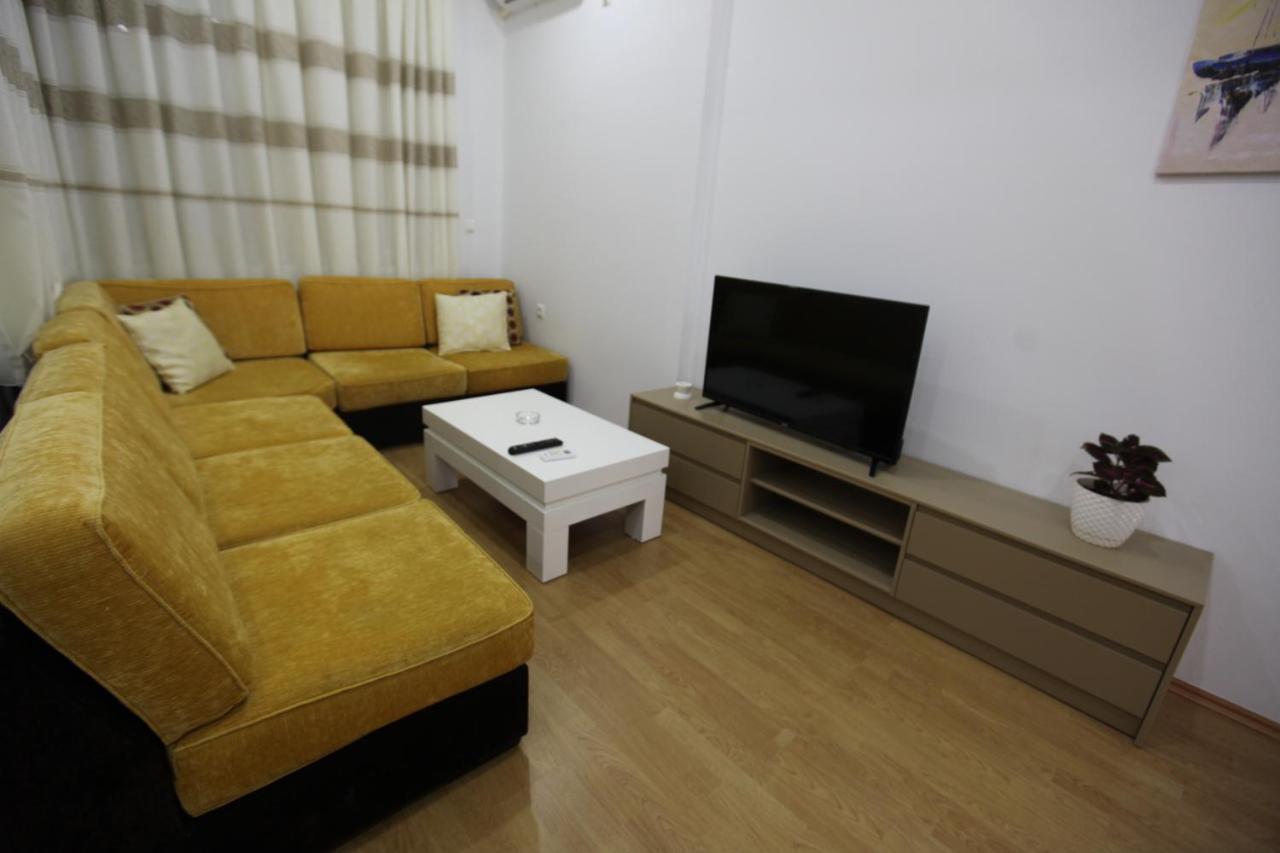 Mane Apartments Sarandë Buitenkant foto